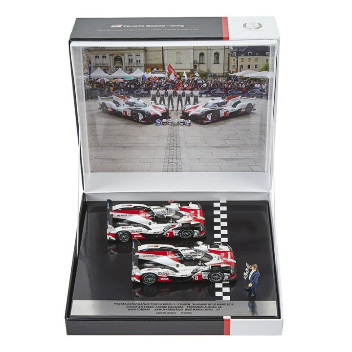 Колекційний набір з двох автомобілей TOYOTA HYBRID TS050 No. 8 та 7